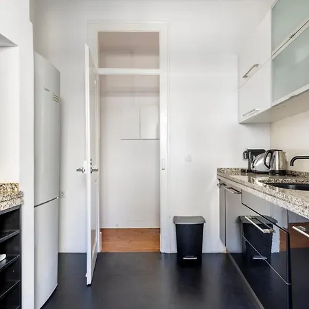 Luxury Apartment In City Centre - Avenida Da Liberdade * Lisbon